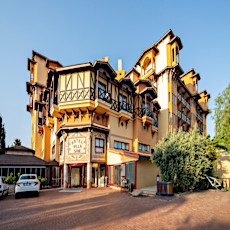Villa Side Hotel